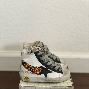 Golden Goose Infant - Kids. Francy Serial lover sneakers. Made in Italy.